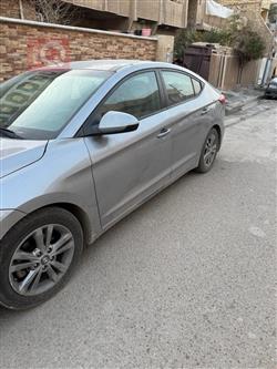 هیۆندای ئەلەنترا